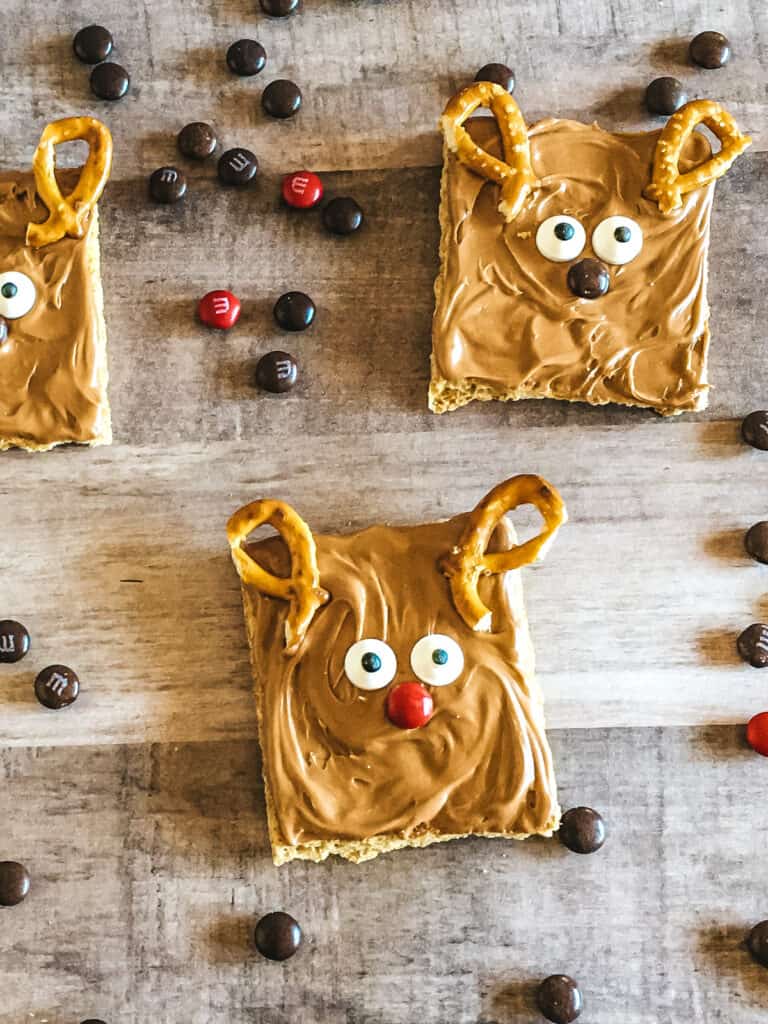 Reindeer Graham Crackers on background with M&Ms