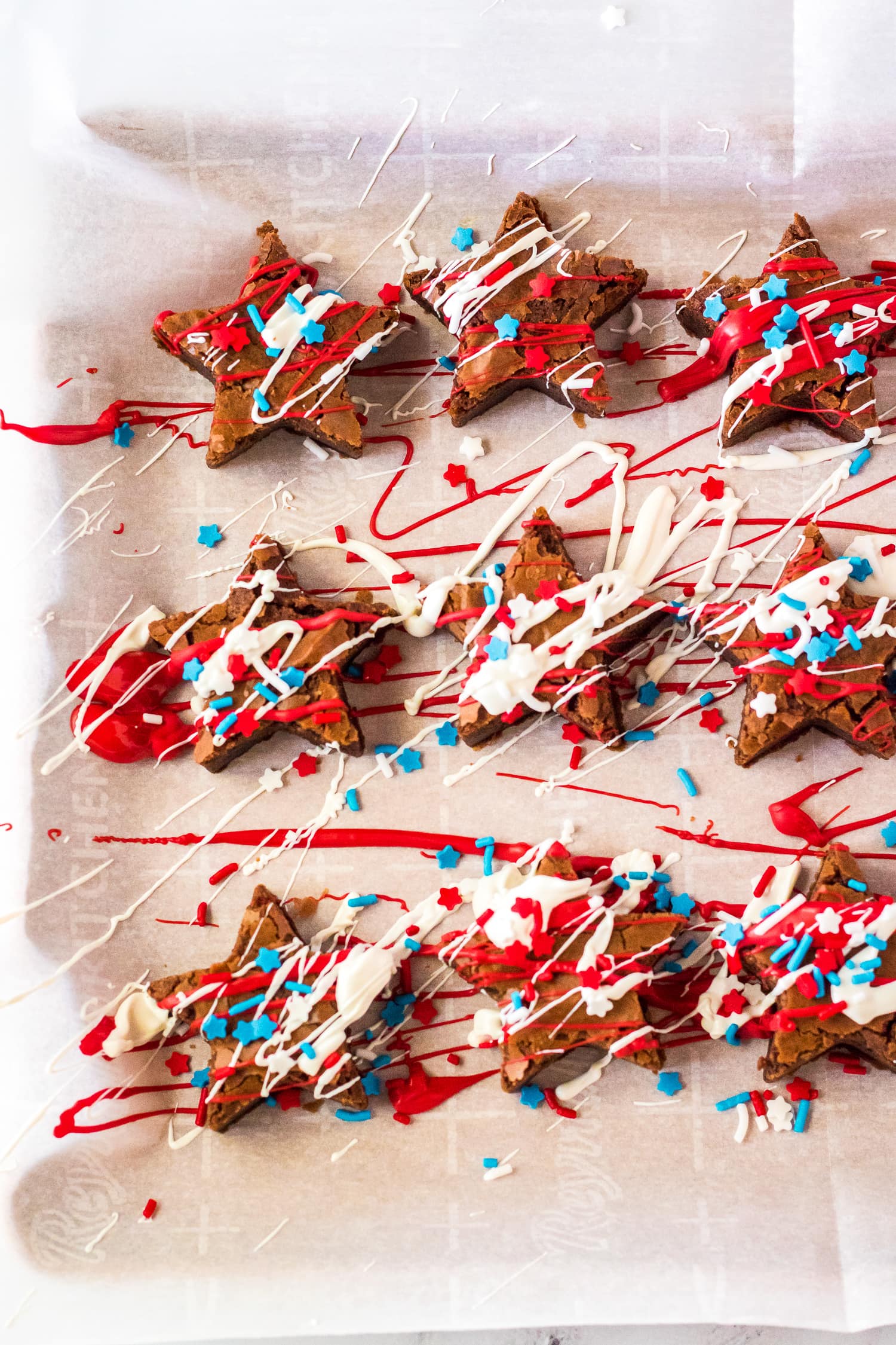 Star brownies drizzled with chocolate