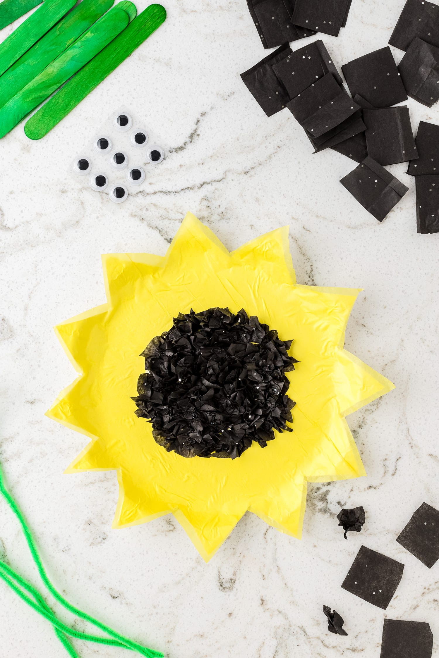 Sunflower paper plate out of tissue paper