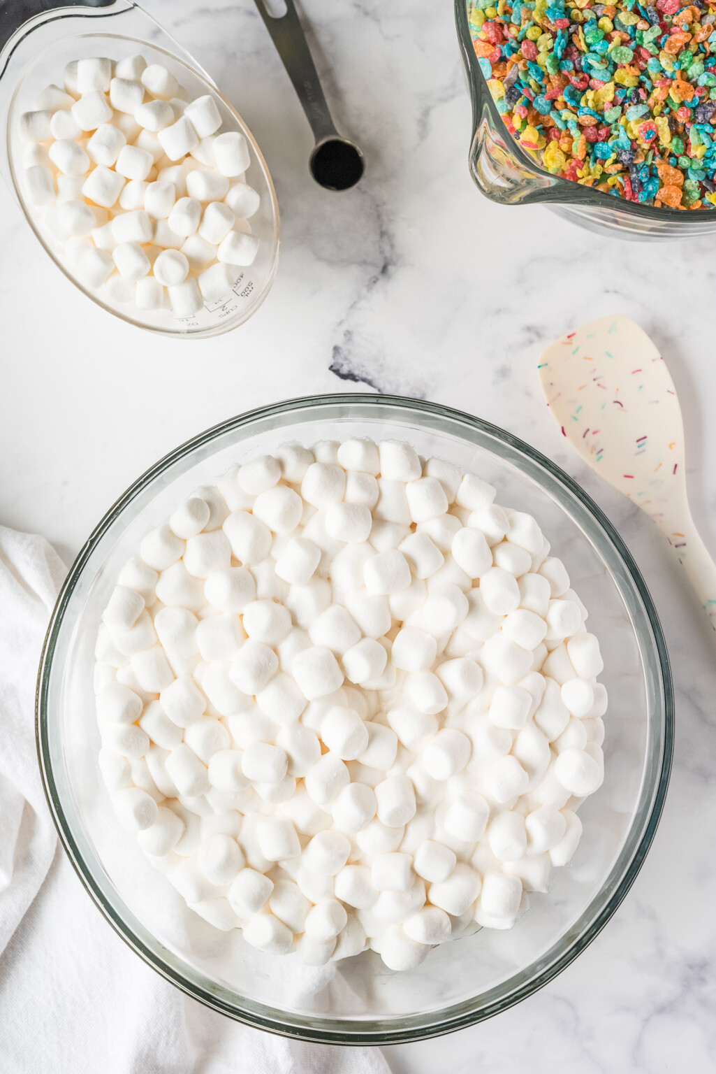 Fruity Pebbles Treats Ooey, Gooey! Kids Activity Zone