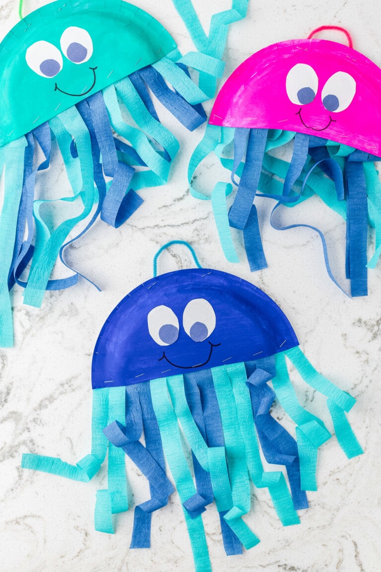 Jellyfish made out of paper plates