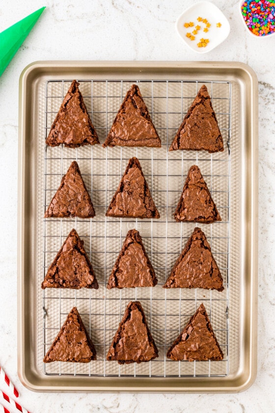 Christmas Tree Brownies - Kids Activity Zone