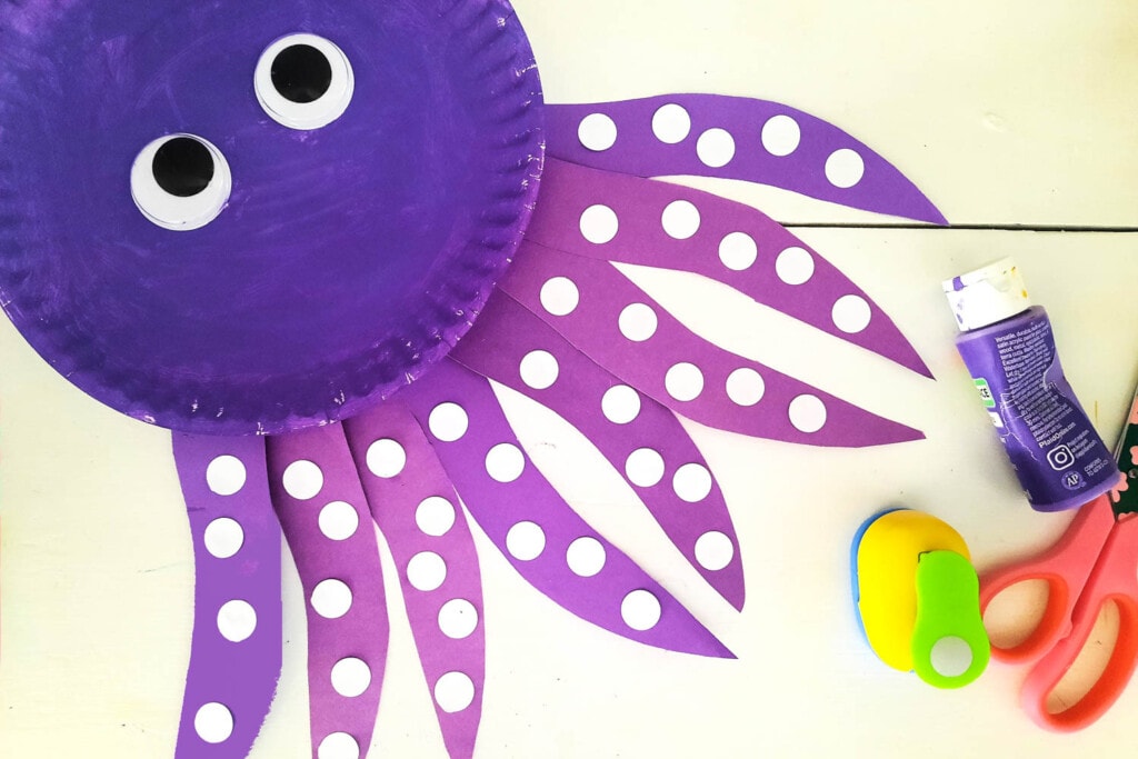 Photo of the Small Circles glued to the Tentacles