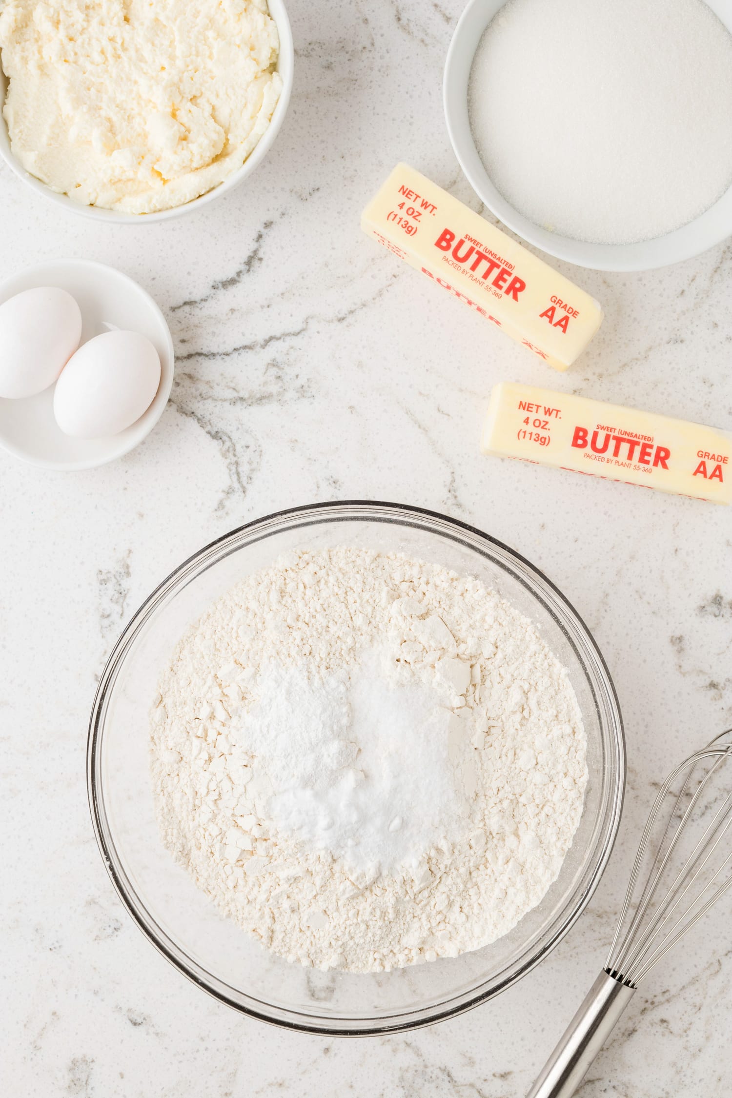 In a medium mixing bowl, whisk flour, baking powder, baking soda and kosher salt until combined.