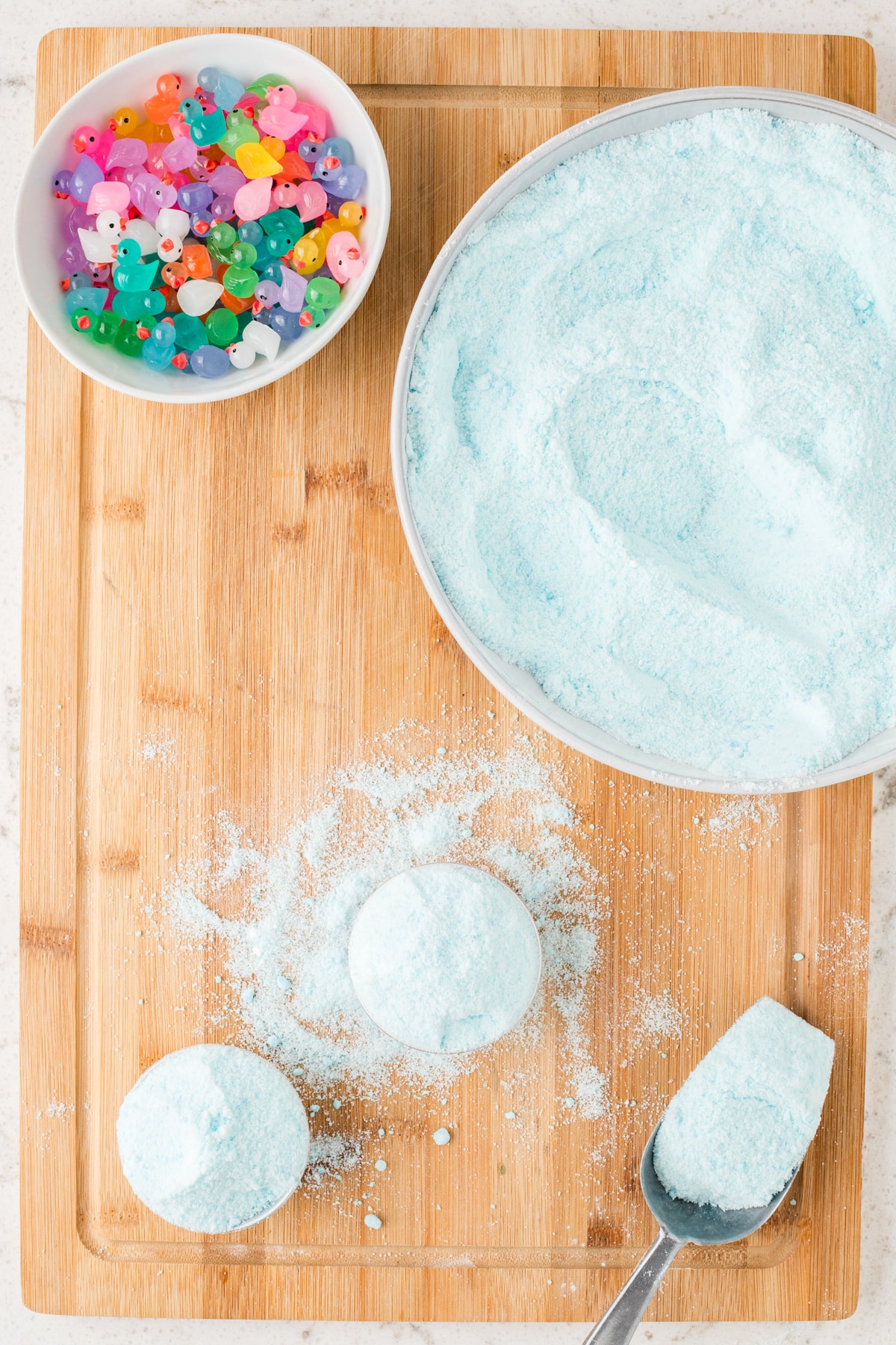 Place a spoon full of the mixture in the molds.