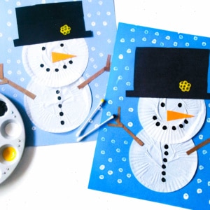 Picture of two snowman craft projects