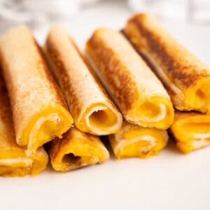 Grilled Cheese Roll Ups Square KAZ