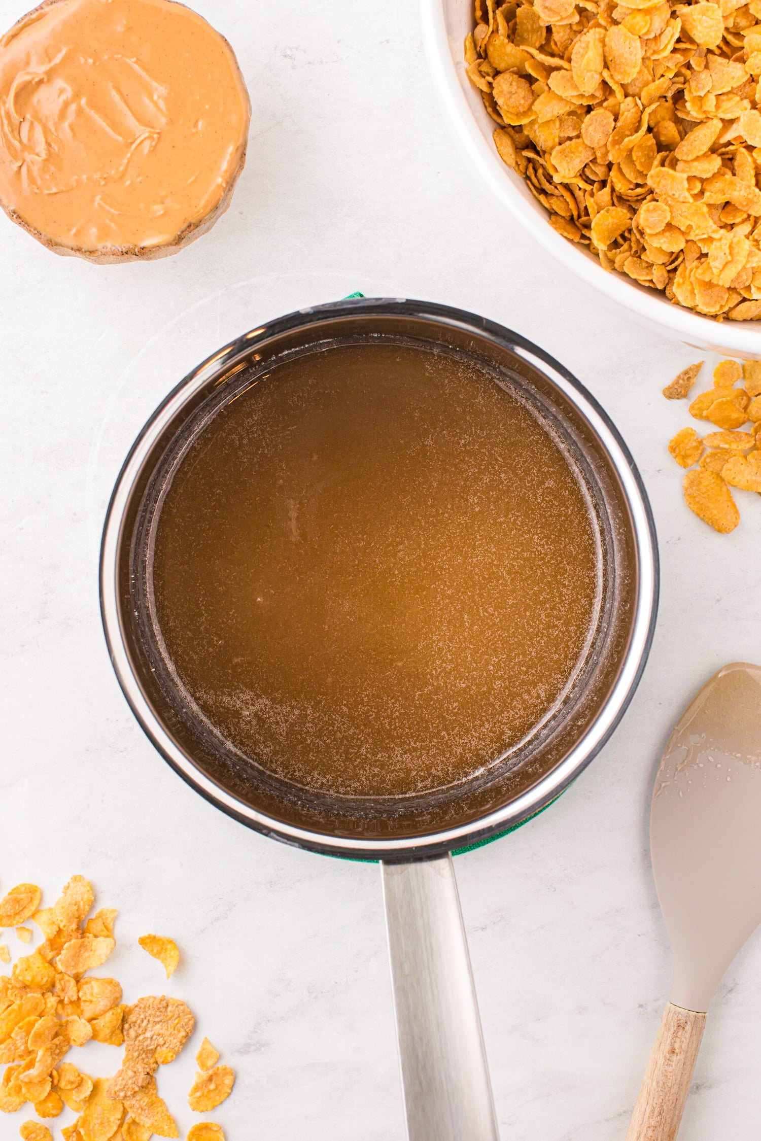 Sugar and vanilla extract stirred in well.