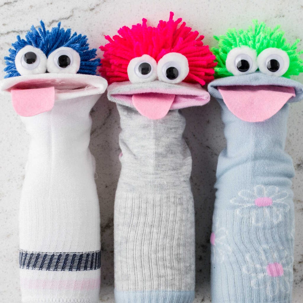How To Make Sock Puppets Easy No Sew Craft For Kids Kids Activity Zone How To Make Sock Puppets Easy No Sew Craft For Kids Kids Activity Zone