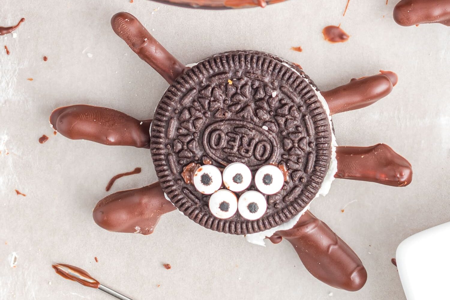 Finished Oreo Spider Cookie