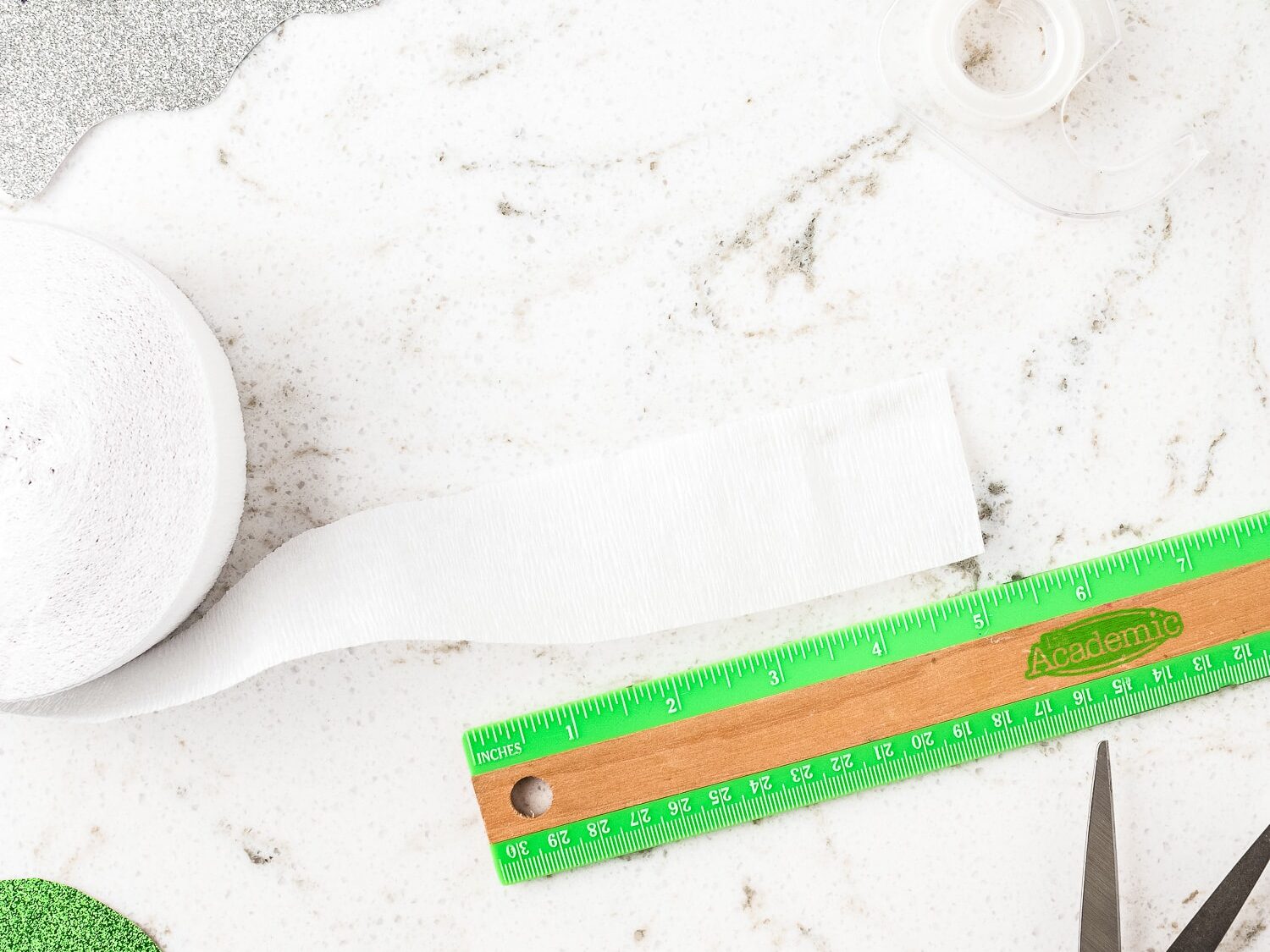 Cutting paper streamers in strips